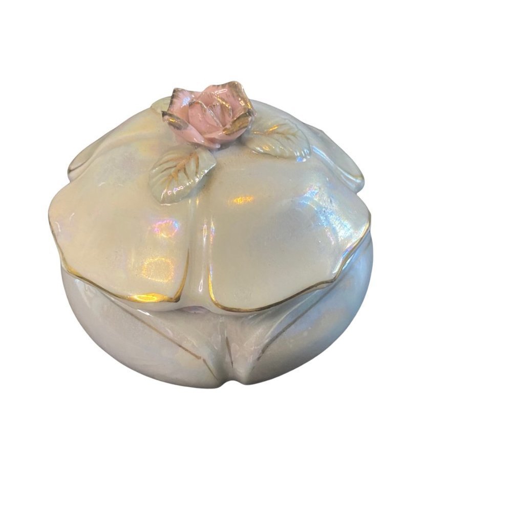 VINTAGE OPALESCENT PORCELAIN TRINKET BOX - Picture 3 of 8